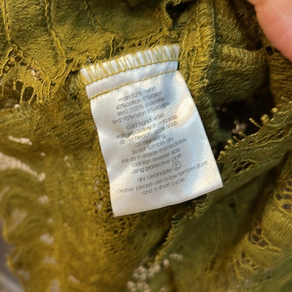 Gorman 10(AU) Fern Green Lacey 3/4 sleeve blouse - Picture 5 of 5